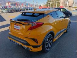 TOYOTA C-HR G-T 2017 full