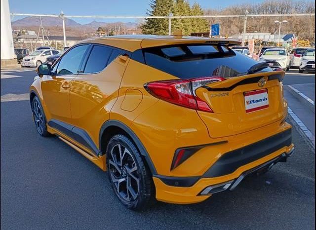 TOYOTA C-HR G-T 2017 full