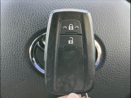 TOYOTA C-HR G-T 2017 full