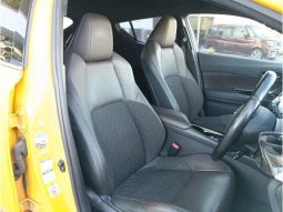 TOYOTA C-HR G-T 2017 full