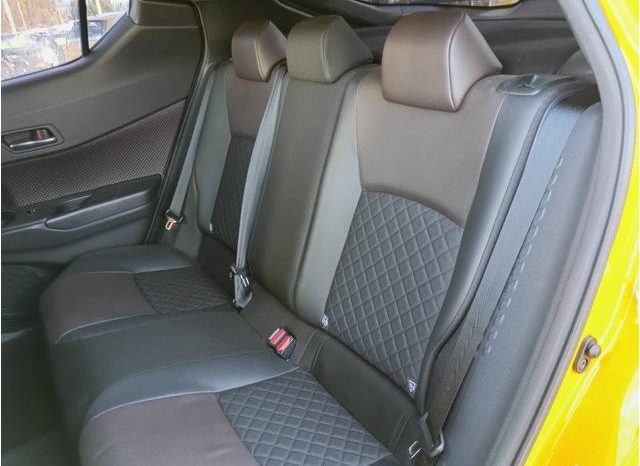 TOYOTA C-HR G-T 2017 full