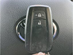 TOYOTA C-HR G-T 2017 full