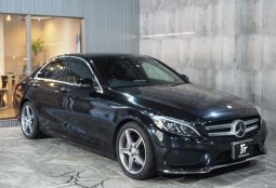 MERCEDES BENZ C-CLASS C180 AVANTGARDE AMG LINE 2016 full