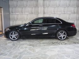 MERCEDES BENZ C-CLASS C180 AVANTGARDE AMG LINE 2016 full