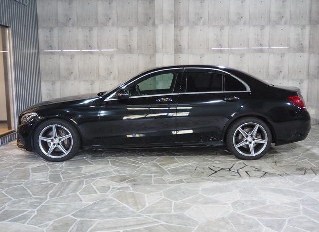 MERCEDES BENZ C-CLASS C180 AVANTGARDE AMG LINE 2016 full