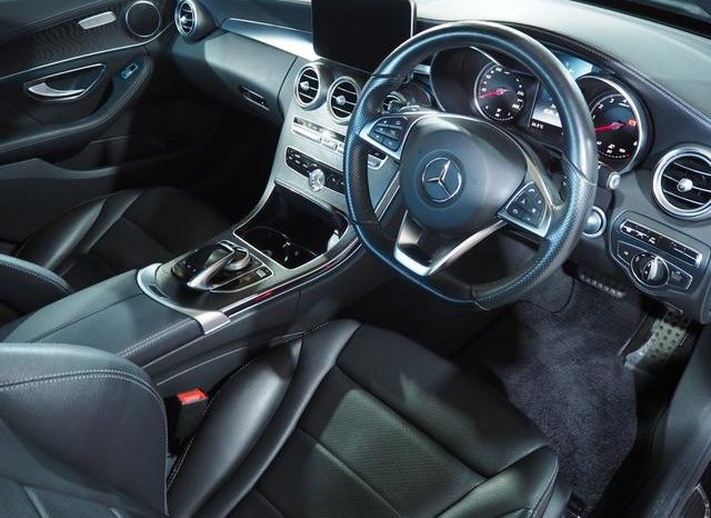 MERCEDES BENZ C-CLASS C180 AVANTGARDE AMG LINE 2016 full