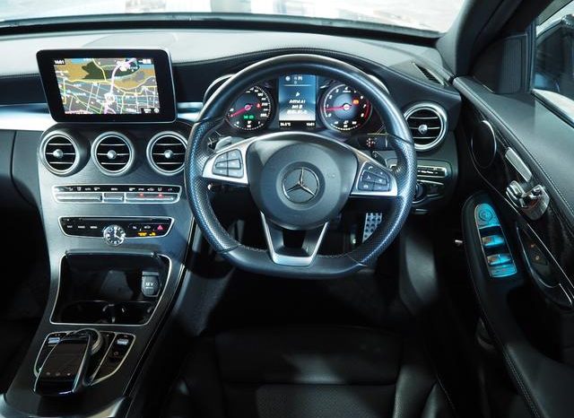 MERCEDES BENZ C-CLASS C180 AVANTGARDE AMG LINE 2016 full