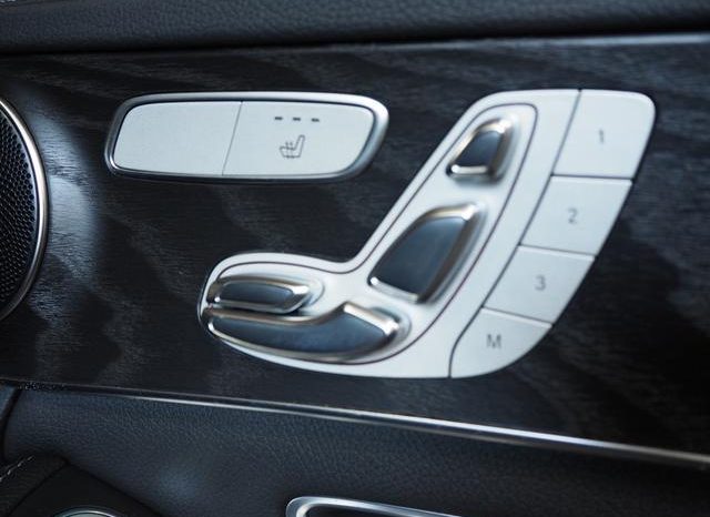 MERCEDES BENZ C-CLASS C180 AVANTGARDE AMG LINE 2016 full