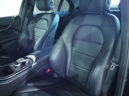 MERCEDES BENZ C-CLASS C180 AVANTGARDE AMG LINE 2016 full
