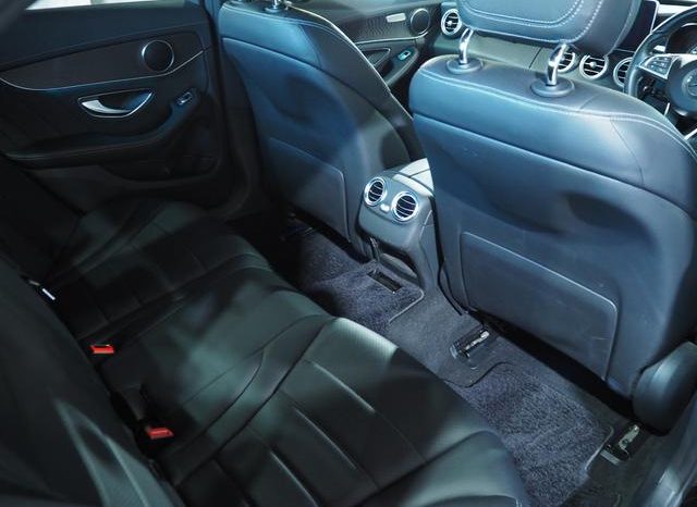 MERCEDES BENZ C-CLASS C180 AVANTGARDE AMG LINE 2016 full
