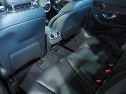 MERCEDES BENZ C-CLASS C180 AVANTGARDE AMG LINE 2016 full