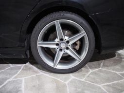 MERCEDES BENZ C-CLASS C180 AVANTGARDE AMG LINE 2016 full