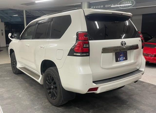 TOYOTA LAND CRUISER PRADO TX L PACKAGE BLACK EDITION 2020 full