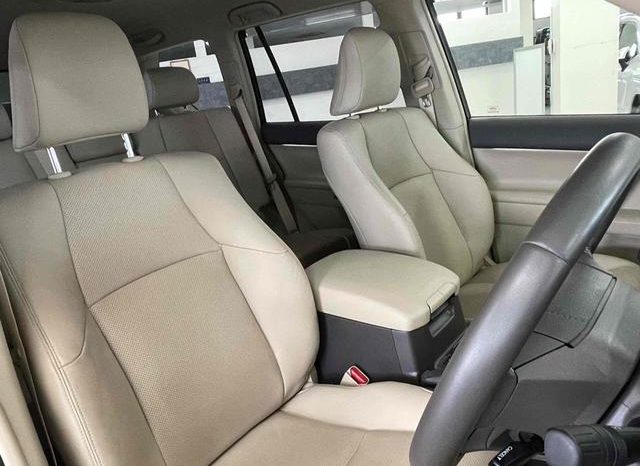 TOYOTA LAND CRUISER PRADO TX L 2019 full