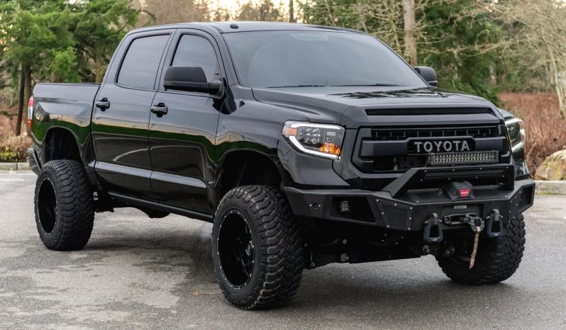 Toyota Tundra Limited CrewMax 4×4 2017 full