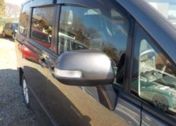 Toyota Noah SI 2010 full