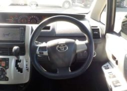 Toyota Noah SI 2010 full
