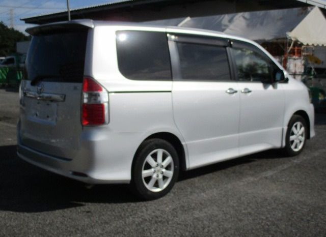 Toyota Noah 2.0S G Edition 2008 full