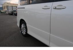 TOYOTA NOAH SI 2012 full