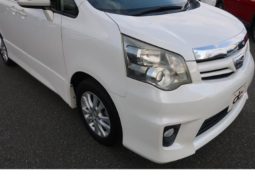 TOYOTA NOAH SI 2012 full