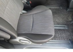 TOYOTA NOAH SI 2012 full