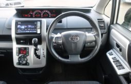TOYOTA NOAH SI 2012 full