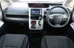 TOYOTA NOAH SI 2012 full
