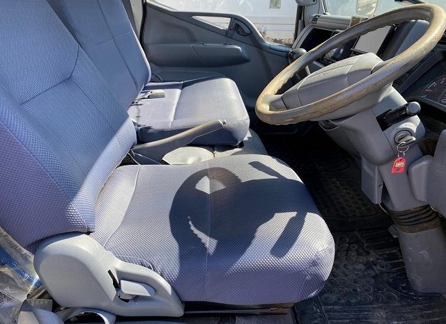 Mitsubishi Fuso Canter 3,5 tone Box Body 2008 full