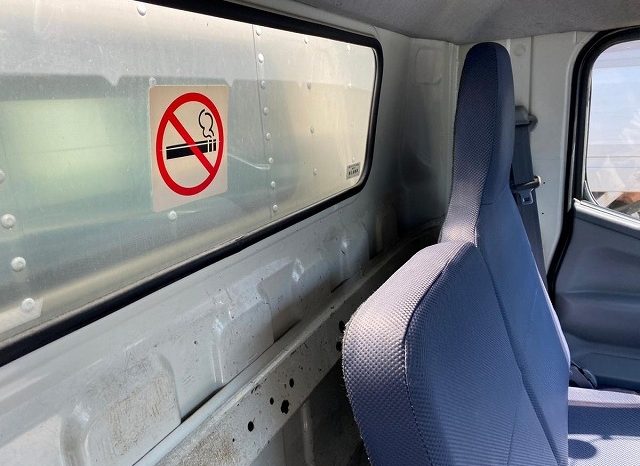 Mitsubishi Fuso Canter 3,5 tone Box Body 2008 full