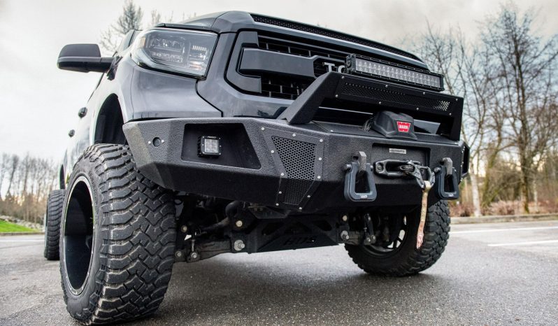 Toyota Tundra Limited CrewMax 4×4 2017 full