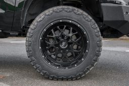 Toyota Tundra Limited CrewMax 4×4 2017 full