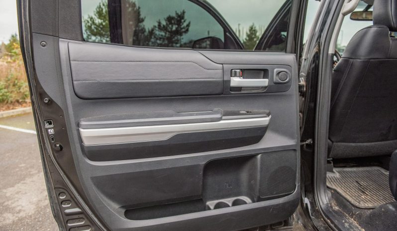 Toyota Tundra Limited CrewMax 4×4 2017 full