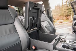 Toyota Tundra Limited CrewMax 4×4 2017 full