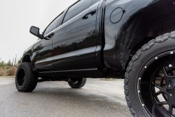 Toyota Tundra Limited CrewMax 4×4 2017 full