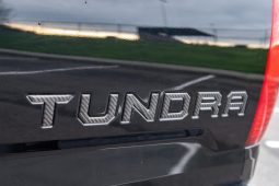 Toyota Tundra Limited CrewMax 4×4 2017 full