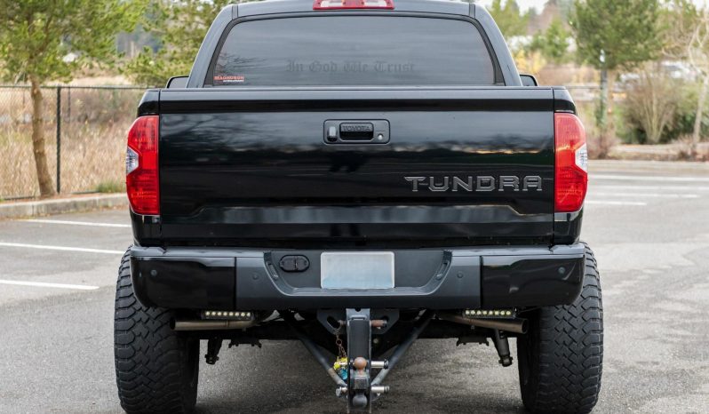 Toyota Tundra Limited CrewMax 4×4 2017 full