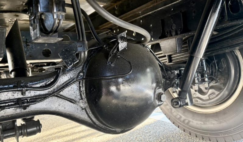 Isuzu ELF Wide Long 3tn to 5tn Aluminim Body 2017 full