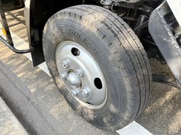 Isuzu ELF Wide Long 3tn to 5tn Aluminim Body 2017 full