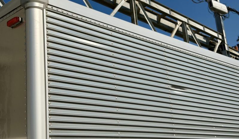 Isuzu ELF Wide Long 3tn to 5tn Aluminim Body 2017 full