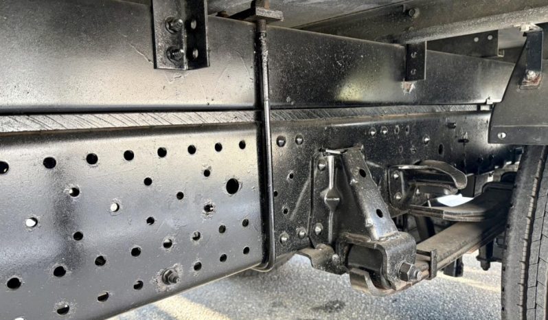 Isuzu ELF Wide Long 3tn to 5tn Aluminim Body 2017 full