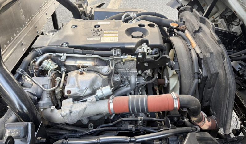 Isuzu ELF Wide Long 3tn to 5tn Aluminim Body 2017 full