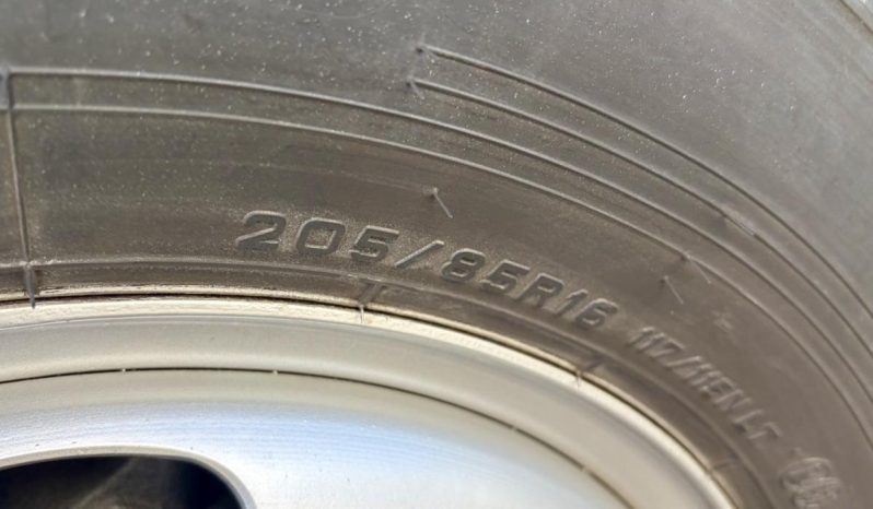 Isuzu ELF Wide Long 3tn to 5tn Aluminim Body 2017 full