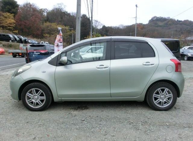 TOYOTA VITZ F 2006 full