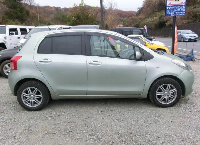 TOYOTA VITZ F 2006 full