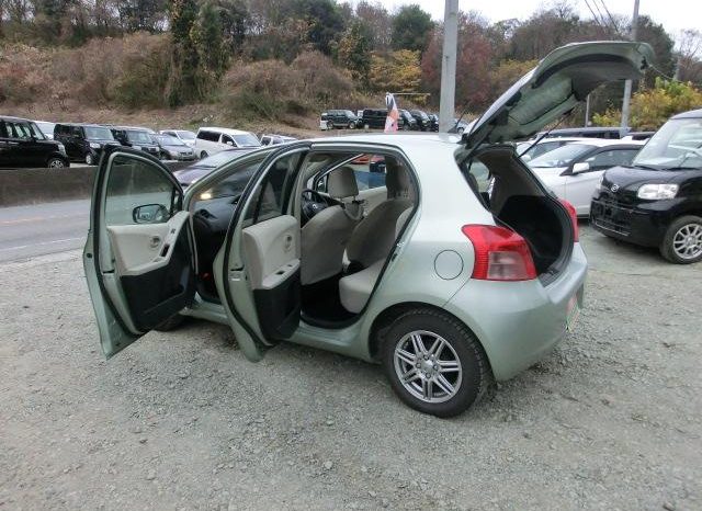 TOYOTA VITZ F 2006 full