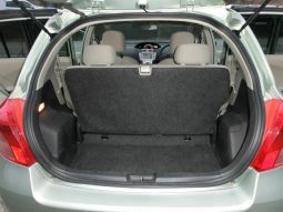 TOYOTA VITZ F 2006 full