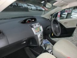 TOYOTA VITZ F 2006 full