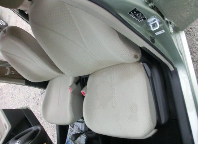 TOYOTA VITZ F 2006 full