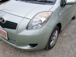TOYOTA VITZ F 2006 full