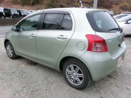 TOYOTA VITZ F 2006 full
